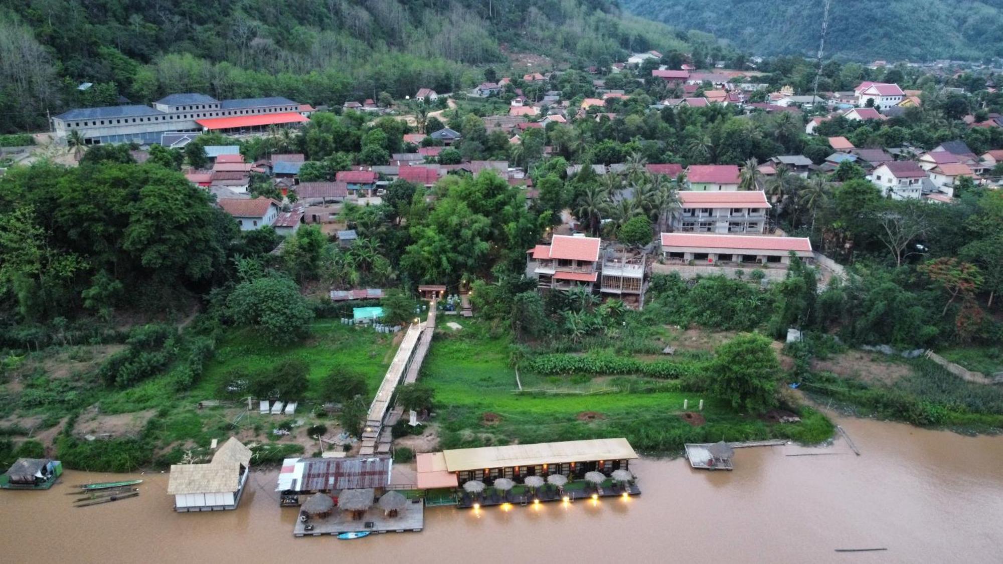 Hotel Amanda Boutique à Nongkhiaw Extérieur photo